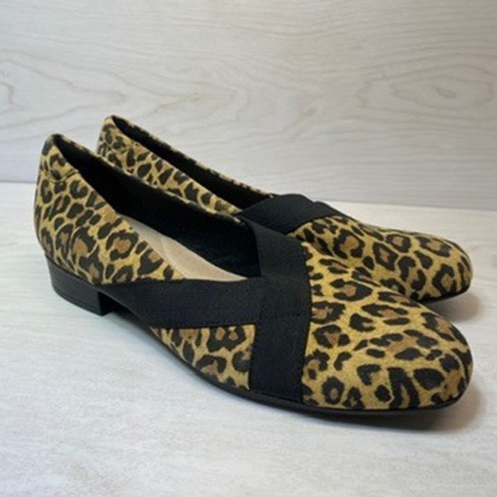 Clarks Womens 9.5 Juliet Dahlia Loafers Leopard Print Suede Heel Comfort Shoes